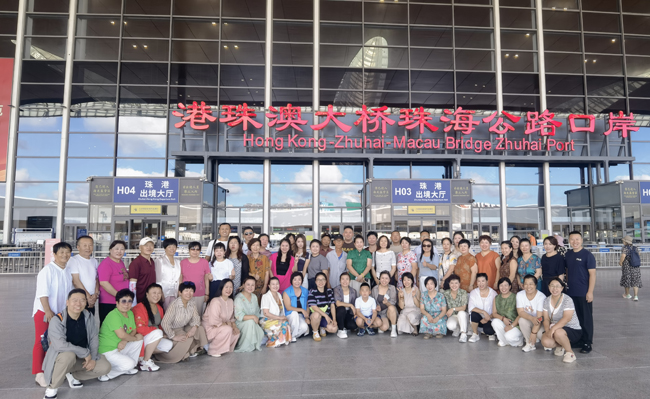 1758012968563651.jpg 4.jpg