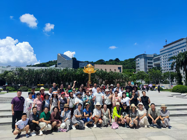 1758013300768835.jpg 15澳门金莲花广场 (1).jpg